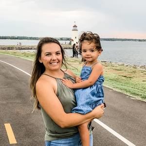 Meet your Posher, Danielle